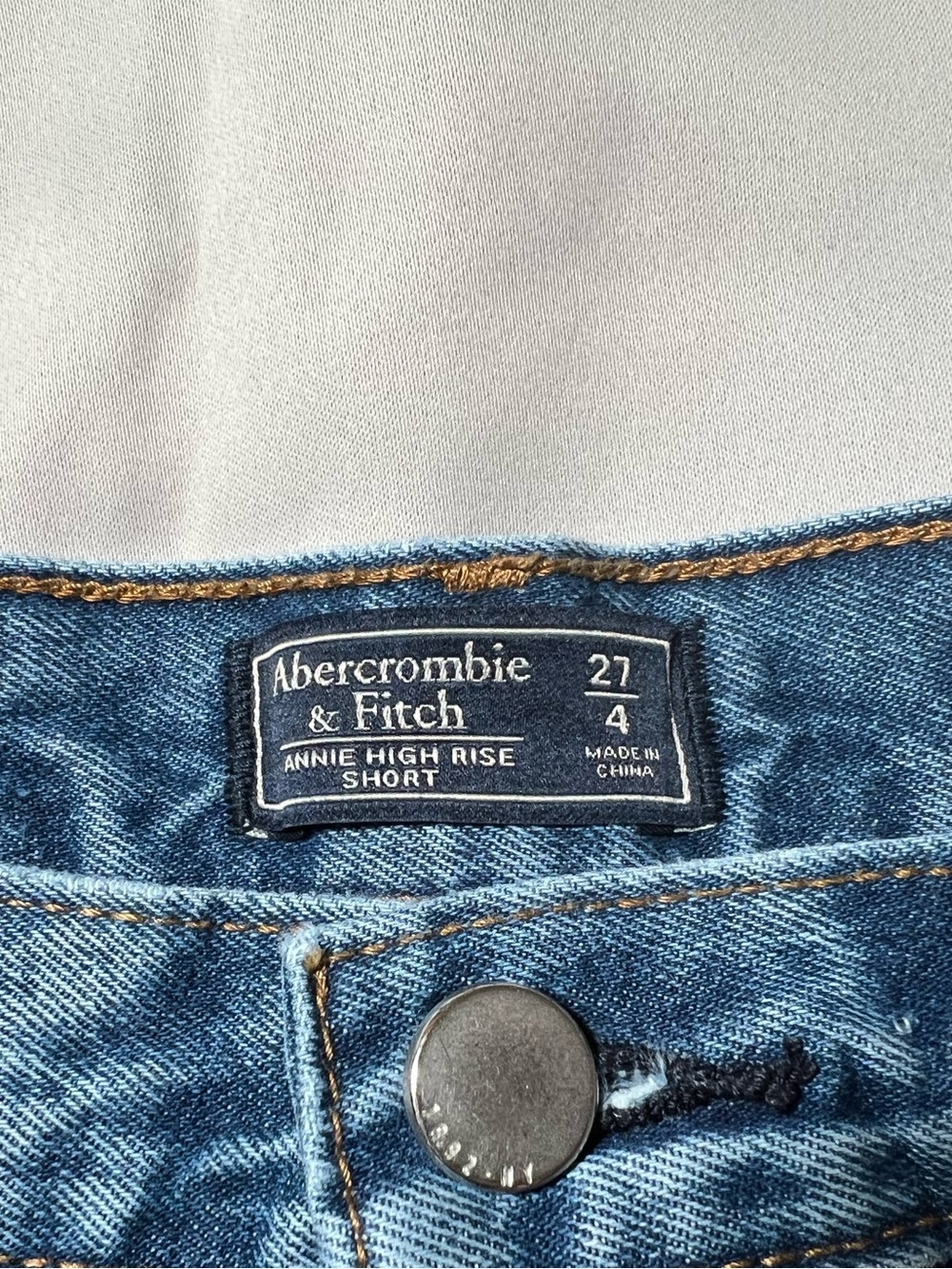 Abercrombie & Fitch Annie High Rise Denim Shorts | Size 27(4) - Picture 2 of 6